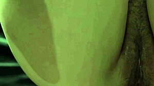 Bokep indo terbaru cewek tobrut pantat montok super bening di doggy sampai crot di memek
