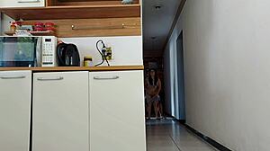 sexo arriscado enquanto meu marido estava no banho