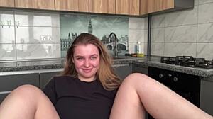 Jucielussie Morning Masturbating On The Kitchen