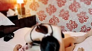金黒ランジェリーの人妻がフェラと騎乗位で僕を射精させる。home made amateur 個人撮影