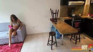 Ostia Tio Viene De Visita A La Casa De La Sexy Patty Cachonda