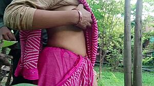 khet par akeli mili bhabhi