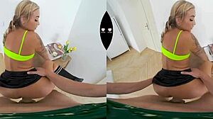 pizza girl blows delivery boy in vr