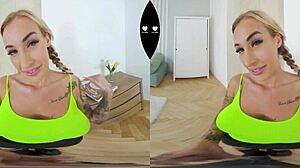 pizza girl blows delivery boy in vr