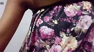 mommy milfs want to play with me