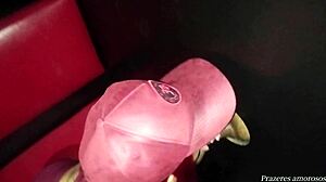 A cachorra da cremosa swallows cum from stranger at gloryhole