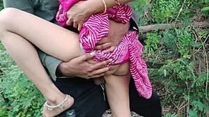 khet par akeli mili bhabhi