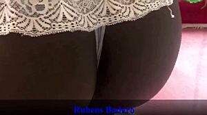 Chamei a minha meia irma do bumbum gigante pro meu boy foder