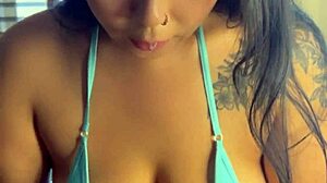 Sexy asian girl giving handjob and blowjob huge cumshot