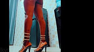 white lingerie babe twerks jelly ass